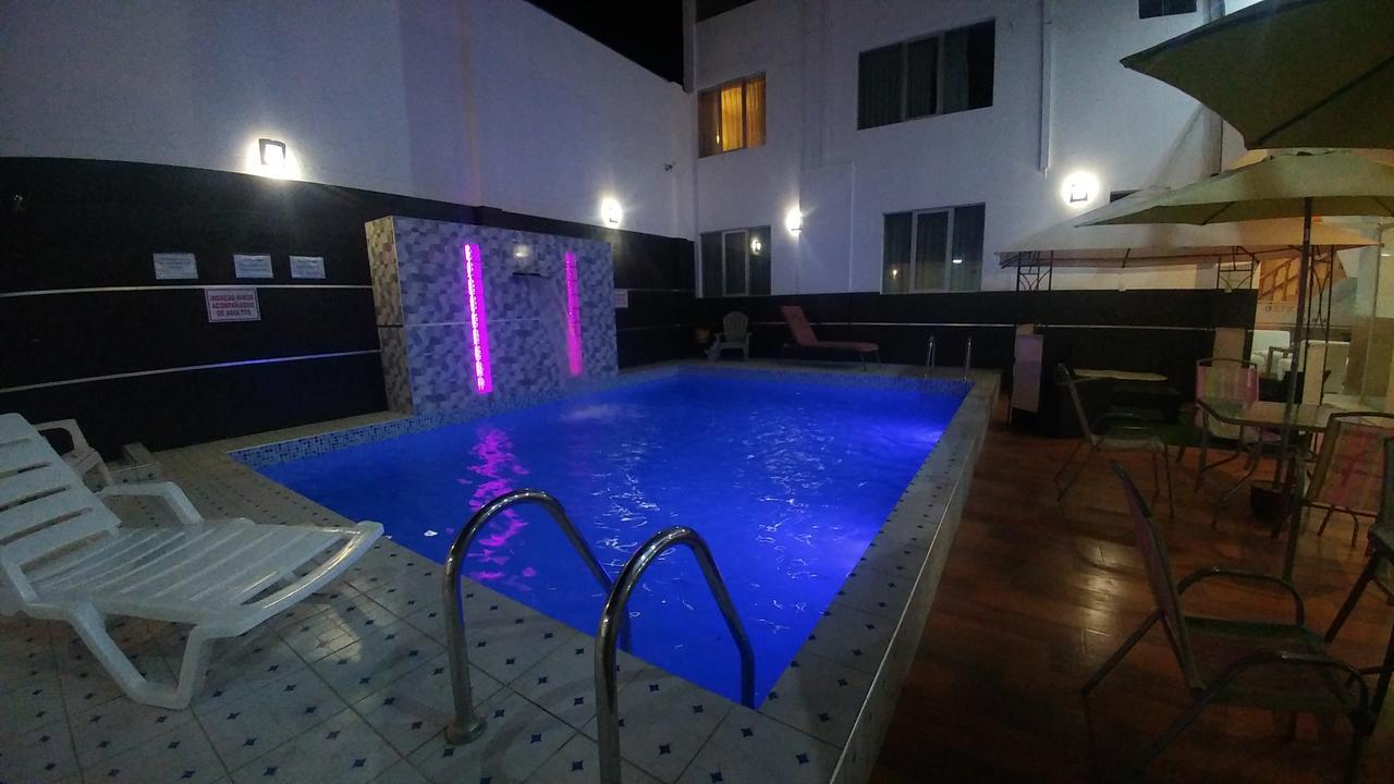 Hotel Libertad Pacasmayo Exterior photo